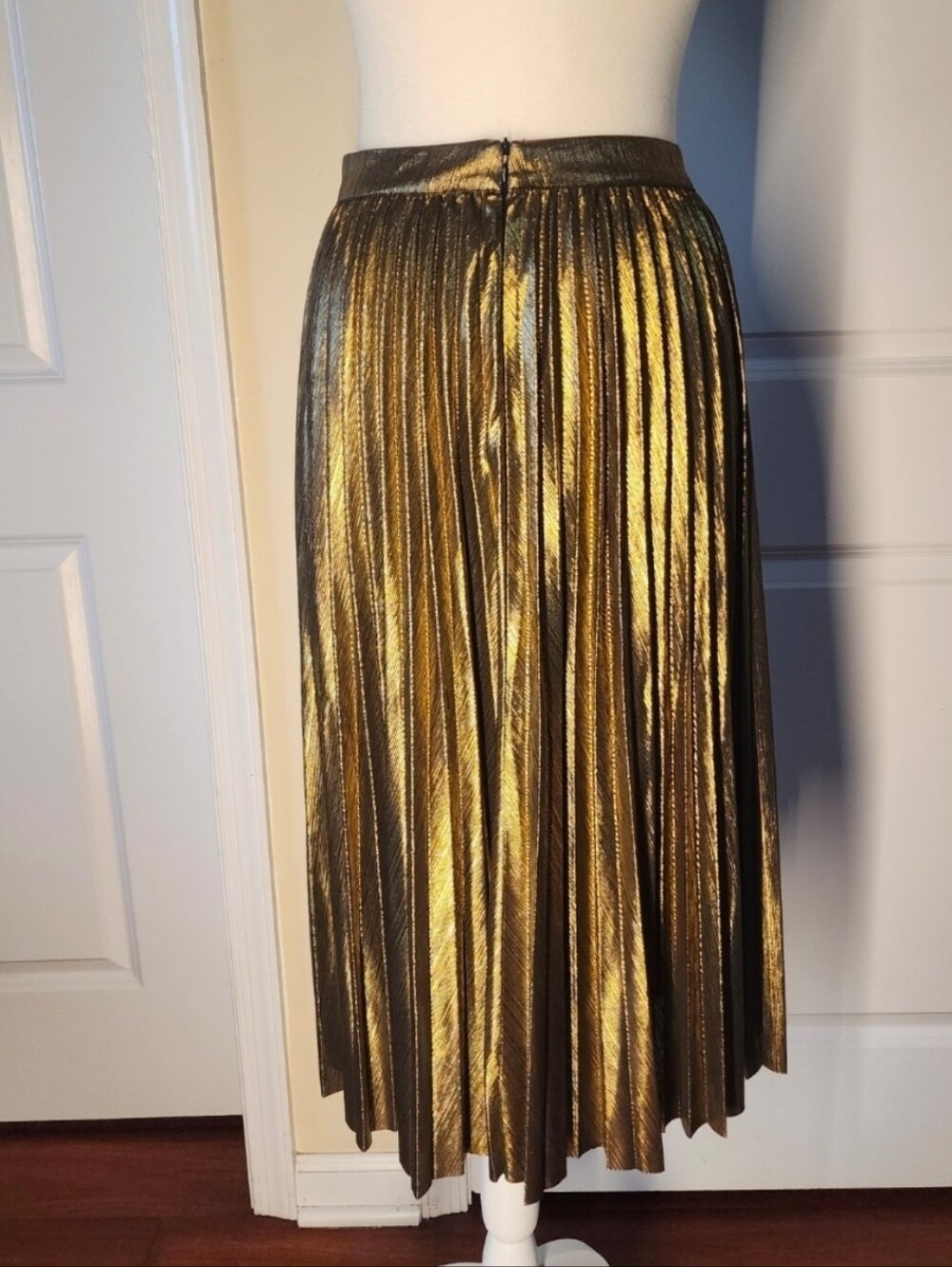 Flying Tomato Metallic Gold Pleated Midi Skirt
